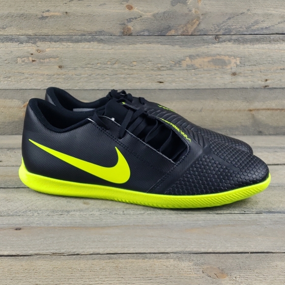 nike venom indoor soccer shoes
